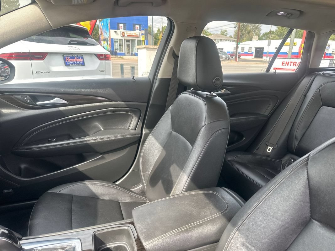 Used 2019 Buick Regal Essence w/ Sights and Sounds Package AWD/4WD image 40
