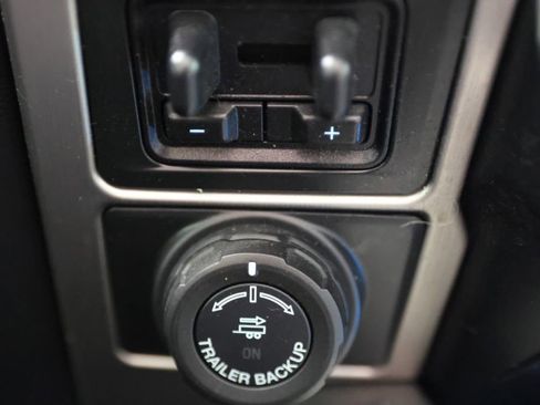 Used 2022 Ford F350 Platinum image 25