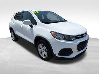 Used 2022 Chevrolet Trax LS w/ Tint and Cruise Package