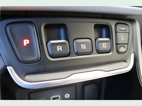 Used 2020 GMC Terrain SLE w/ Driver Convenience Package image 24