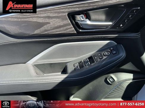 Used 2025 Acura MDX SH-AWD w/ Advance Package image 22