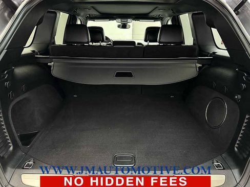 Used 2018 Jeep Grand Cherokee Limited w/ Luxury Group II image 17