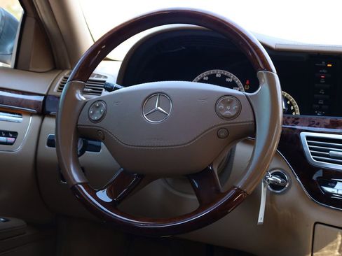 Used 2008 Mercedes-Benz S 550 image 25