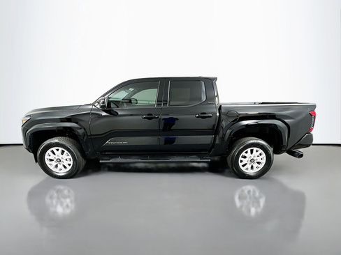 Certified 2025 Toyota Tacoma SR5 AWD/4WD image 8