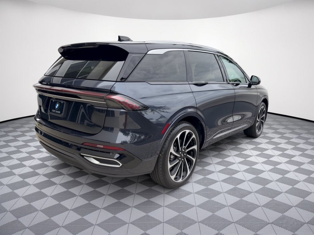 Used 2024 Lincoln Nautilus Black Label AWD/4WD image 9