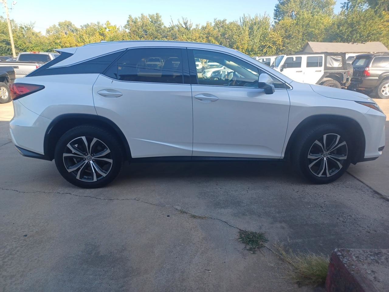 Used 2017 Lexus RX 350 FWD w/ Premium Package image 4