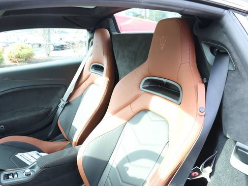 Used 2024 Maserati MC20 Cielo image 18