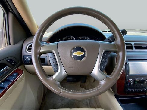 Used 2013 Chevrolet Tahoe LT RWD image 6