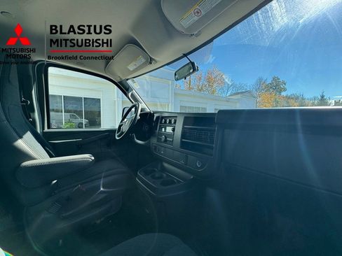 Used 2023 GMC Savana 2500 w/ Driver Convenience Package image 14