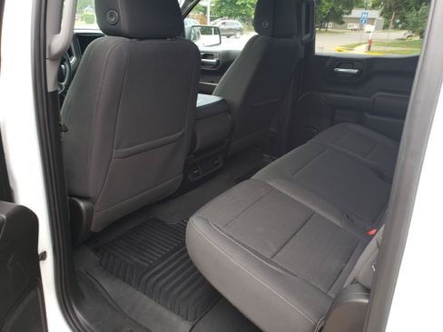 Used 2022 Chevrolet Silverado 1500 Custom w/ LPO, Dark Essentials Package AWD/4WD image 12