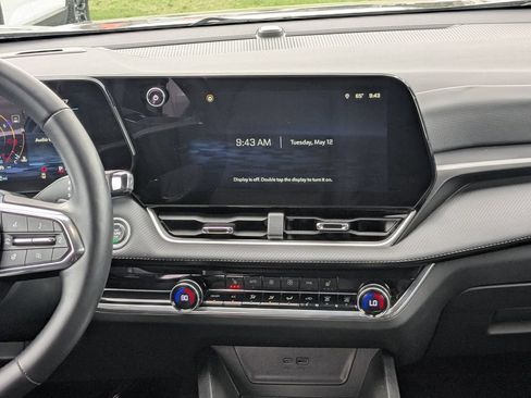 Used 2025 Chevrolet Equinox LT w/ Convenience Package II FWD image 17