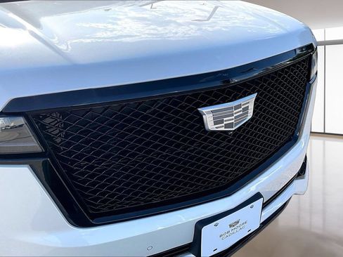 Used 2021 Cadillac Escalade Sport Platinum AWD/4WD image 31