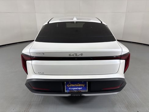 New 2026 Kia K4 FWD image 7