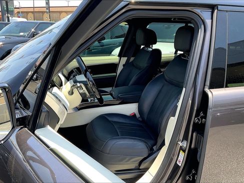 Certified 2023 Land Rover Range Rover SE AWD/4WD image 8