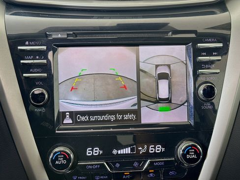 Used 2019 Nissan Murano SL w/ SL Technology Package AWD/4WD image 17