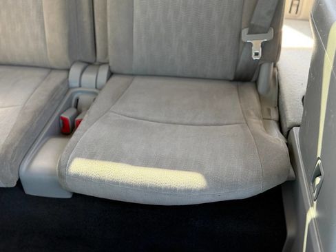 Used 2012 Toyota Highlander FWD image 75