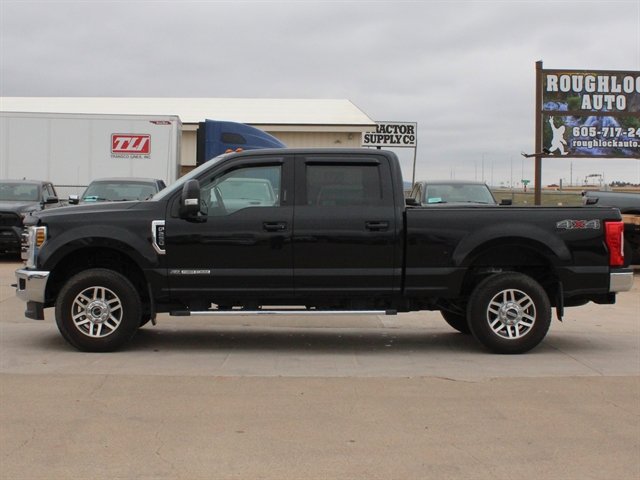 Used 2019 Ford F250 Lariat w/ Lariat Ultimate Package AWD/4WD image 3