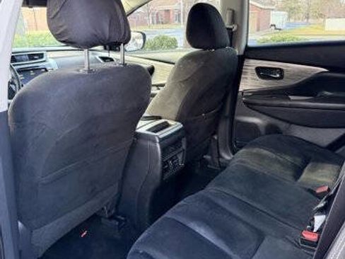 Used 2018 Nissan Murano S image 21