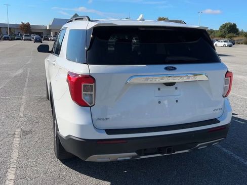 Used 2022 Ford Explorer XLT w/ Equipment Group 202A image 44
