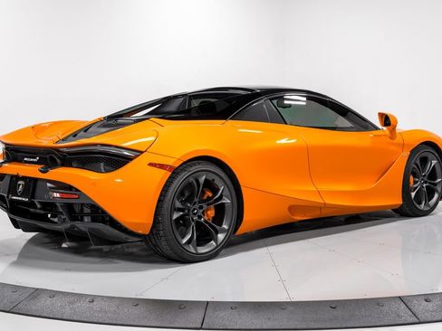 Used 2023 McLaren 720S Spider image 36