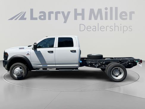 New 2026 RAM 5500 Tradesman w/ Chrome Appearance Group AWD/4WD image 2