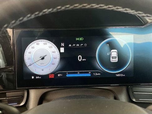 Used 2025 Hyundai Elantra N FWD image 12