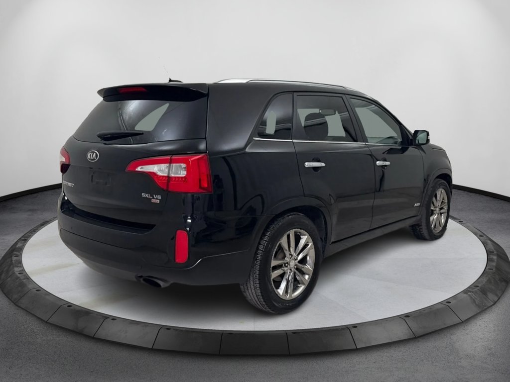 Used 2014 Kia Sorento SX w/ 3rd Row Package AWD/4WD image 6
