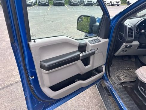 Used 2018 Ford F150 XLT w/ Equipment Group 302A Luxury AWD/4WD image 8