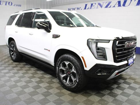 Used 2026 GMC Yukon AT4 Ultimate w/ LPO, Floor Liner Package AWD/4WD image 3