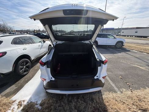 New 2026 Buick Envista Sport Touring FWD image 19