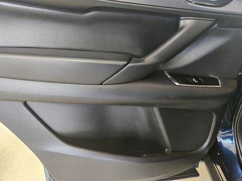 Used 2023 MAZDA CX-9 Touring image 28