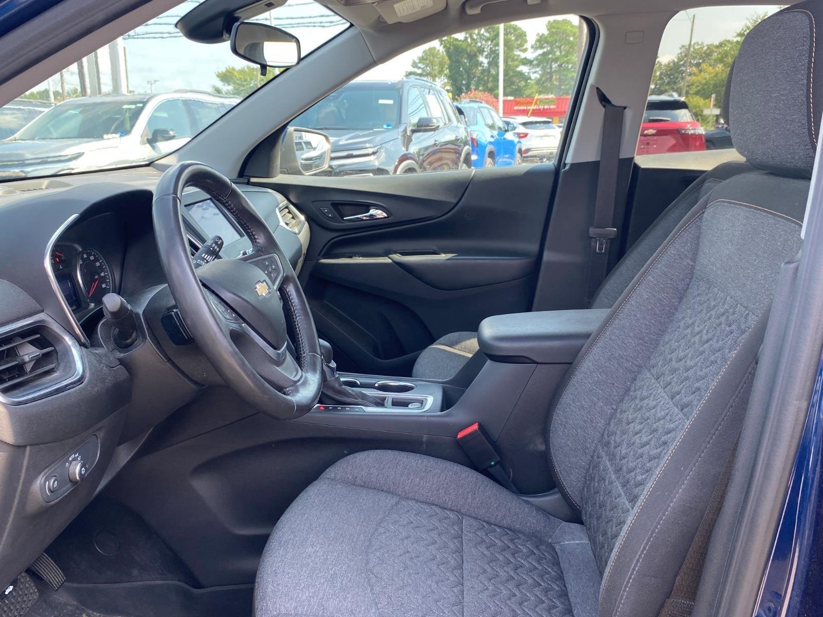 Used 2022 Chevrolet Equinox LT FWD image 12