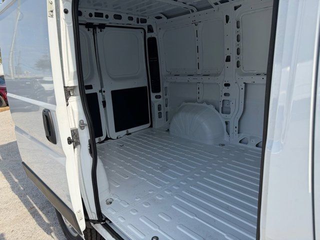 New 2026 RAM ProMaster 1500 w/ Convenience Group FWD image 26