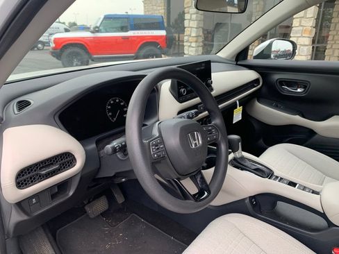 Used 2025 Honda HR-V LX image 21