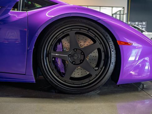 Used 2018 Lamborghini Huracan LP 580-2 RWD image 19