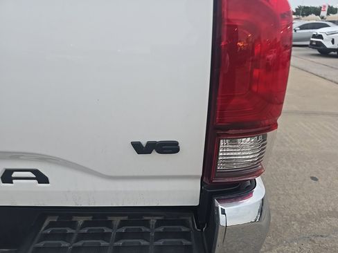 Used 2022 Toyota Tacoma SR5 image 5