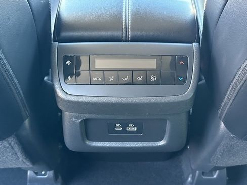 Certified 2023 Nissan Pathfinder SL w/ Lighting Package (N92) image 28