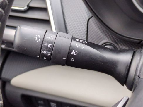 Used 2023 Subaru Forester Limited image 32