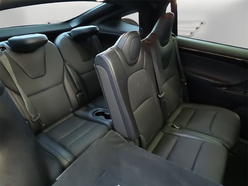 Used 2018 Tesla Model X 75D image 13