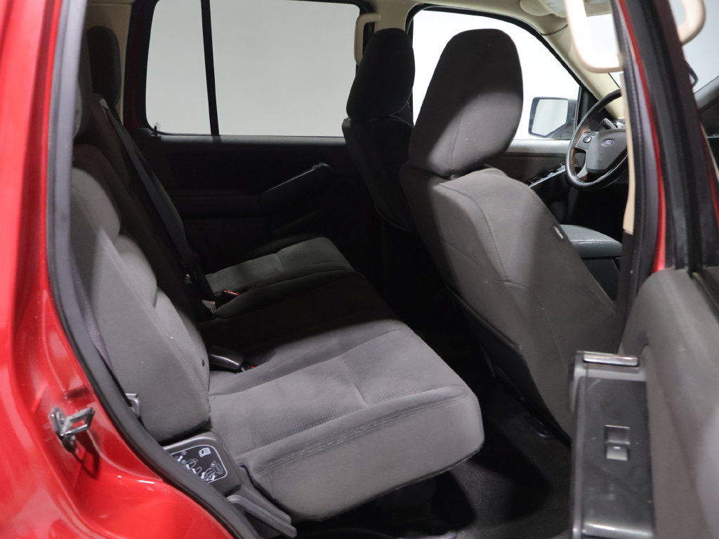 Used 2010 Ford Explorer XLT AWD/4WD image 22