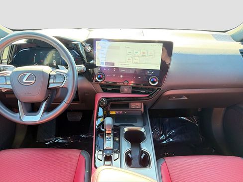 Used 2023 Lexus NX 350h 350h Premium image 20