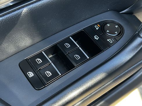 Used 2024 MAZDA CX-50 AWD 2.5 S w/ Cargo Package image 21