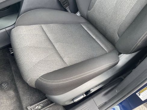 Used 2024 Nissan Rogue SV image 23