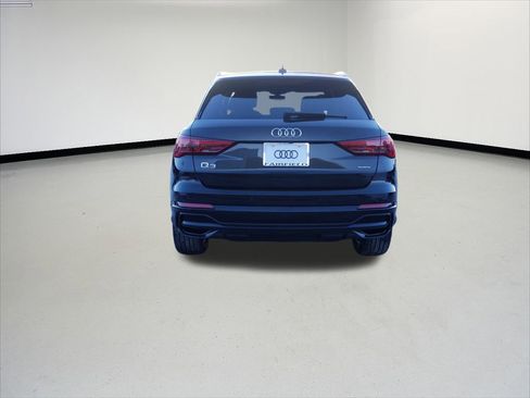 Certified 2022 Audi Q3 2.0T Premium Plus w/ Premium Plus Package image 4