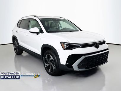 New 2025 Volkswagen Taos SE