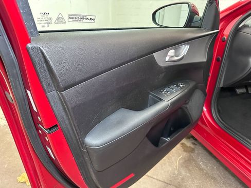 Used 2023 Kia Forte LXS image 19