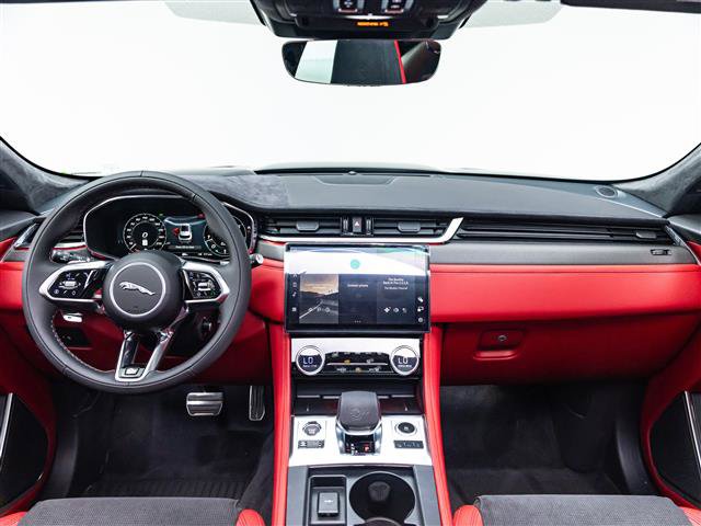 New 2026 Jaguar F-PACE SVR 575 Edition AWD/4WD image 20