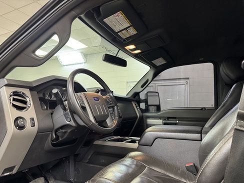 Used 2014 Ford F250 Lariat w/ Chrome Package image 14