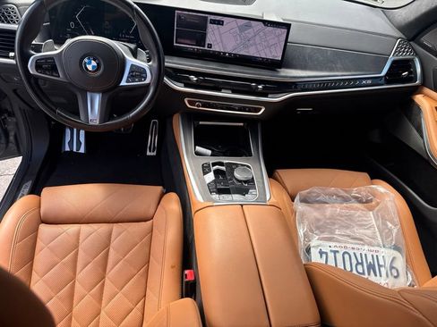 Used 2024 BMW X5 xDrive40i w/ M Sport Package AWD/4WD image 19