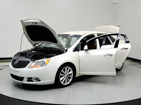 Used 2012 Buick Verano Leather image 9